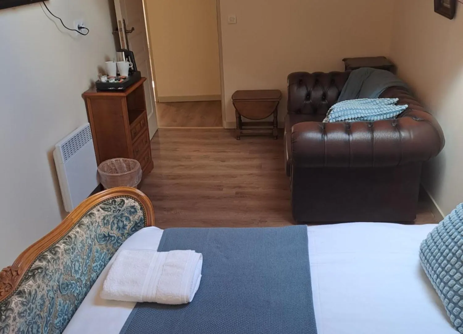 Bed & Breakfast Chateau De Chambres Mont St Michel Saint-James