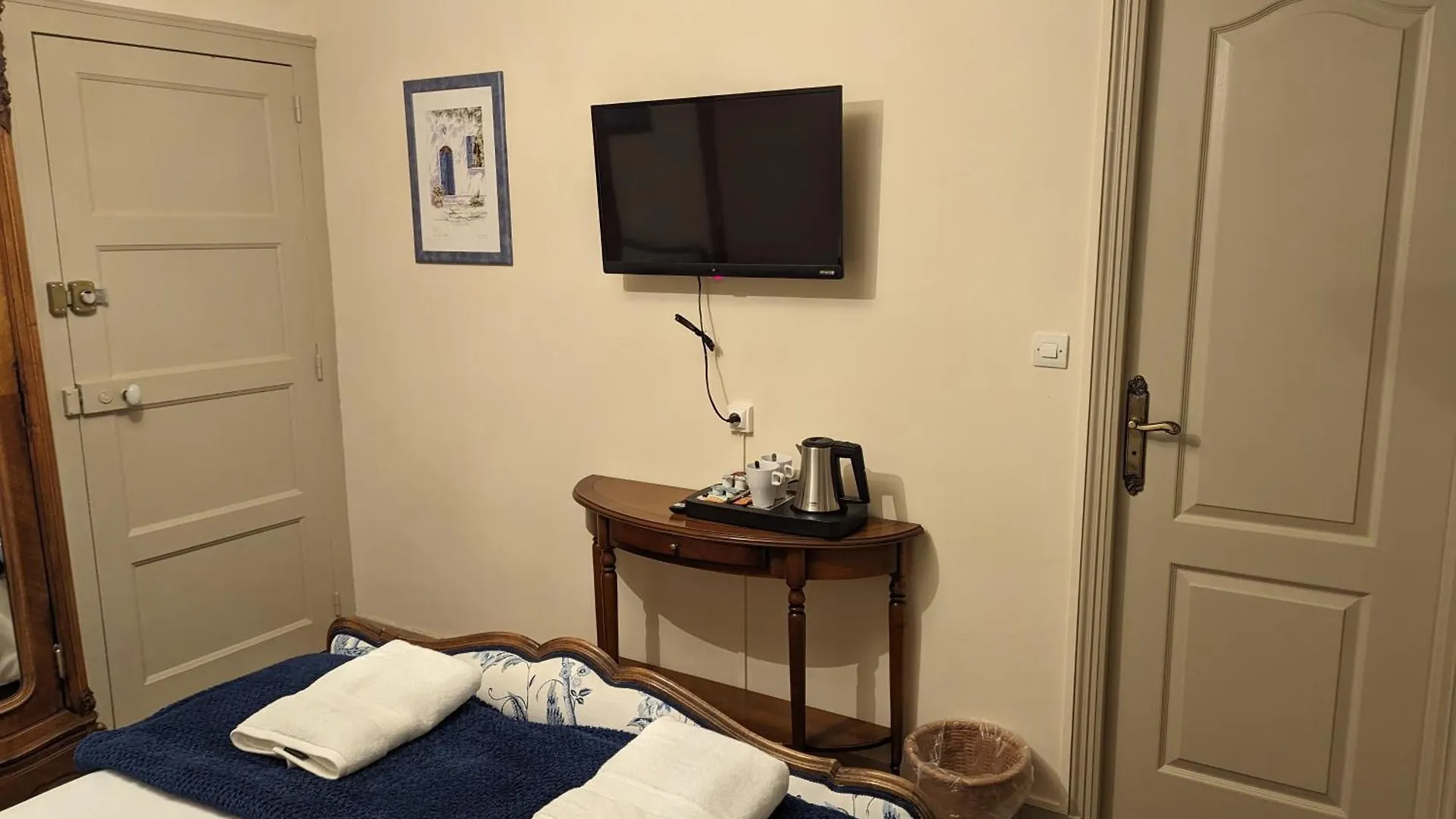Bed & Breakfast Chateau De Chambres Mont St Michel Saint-James